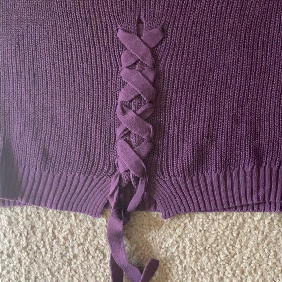 Sweater - Picture 3 of 4